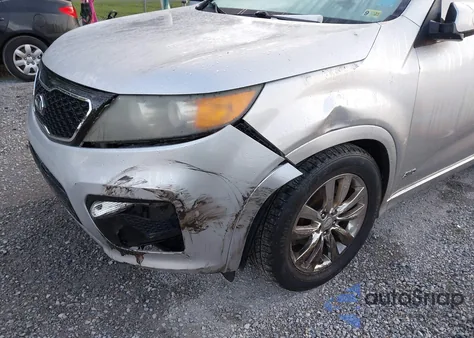 2011 Kia Sorento Sx z USA, uszkodzony, nr VIN 5XYKWDA24BG095187